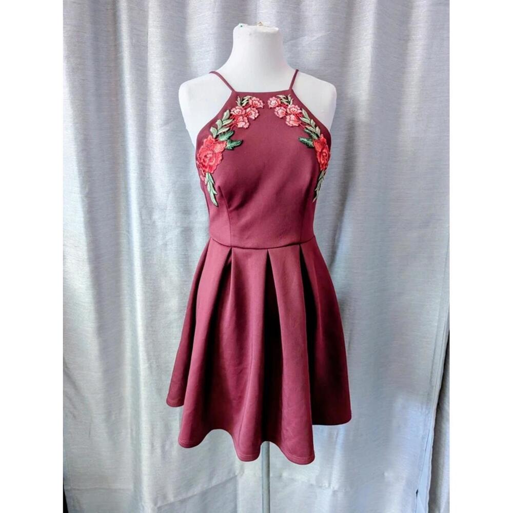 Embroidered Flower Dress Short Burgundy Party Dress 4